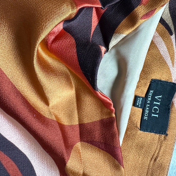 Vici Dolls Skirt - only worn once - Picture 3 of 4